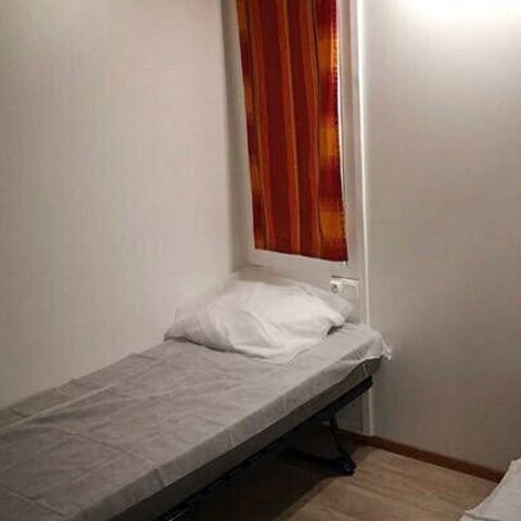 CHALET 6 persone - Chalet | Classico | 3 camere da letto | 6 persone | Terrazza rialzata | 1 bagno | Aria condizionata | TV