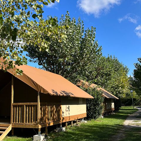 Accommodatie 4 personen - Lodgetent MET sanitaire voorzieningen