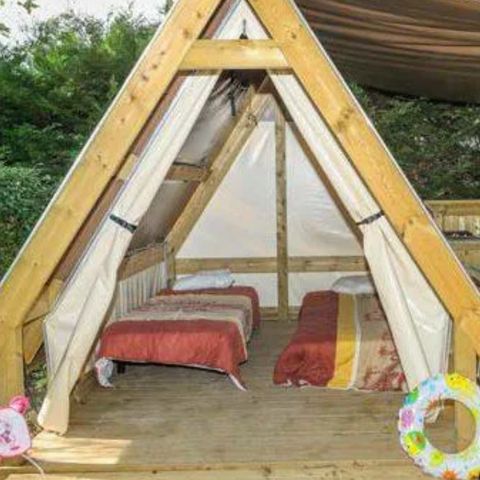 CANVAS AND WOOD TENT 2 people - Hikers' tent 6m² - 1 bedroom, no sanitary facilities