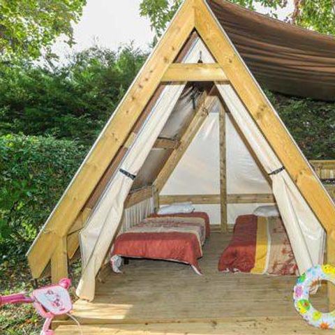 CANVAS AND WOOD TENT 2 people - Hikers' tent 6m² - 1 bedroom, no sanitary facilities