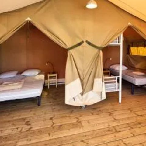 Canvas bungalow 5 persons - Standard canvas bungalow 24m² - 2 bedrooms, no sanitary facilities + covered terrace