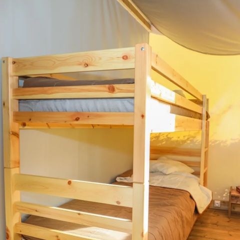 Mobilhome 4 personnes - Eco Lodge Standard PMR 25m² - 2 chambres, sans sanitaire + terrasse