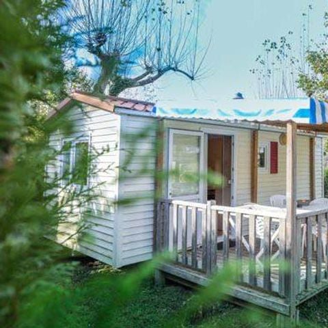 Mobilheim 4 Personen - Standard 16m² - 2 Schlafzimmer, ohne Sanitäranlagen + überdachte Terrasse