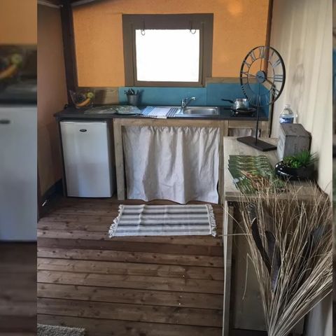 Safaritent 5 personen - Lodge Cotton Confort 32m² - 2 kamers + overdekt terras