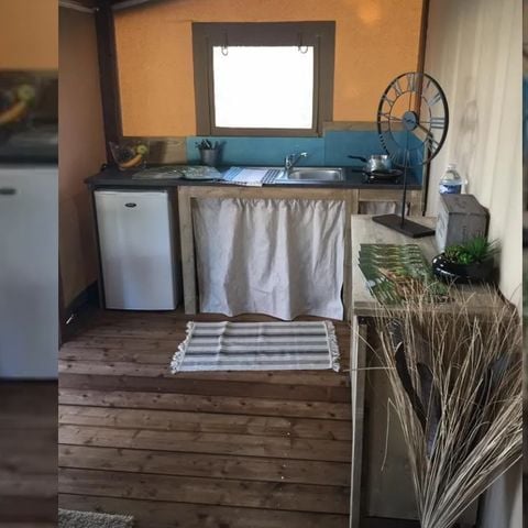 TENTE TOILE ET BOIS 5 personnes - Lodge Cotton Confort 32m² - 2 chambres + terrasse couverte