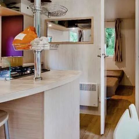 MOBILHEIM 5 Personen - Mobilheim Confort 32m² - 2 Zimmer + TV + überdachte Terrasse