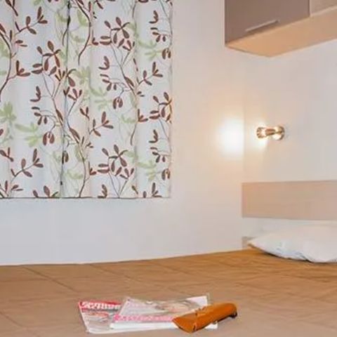 Mobile home 6 persons - Comfort mobile home 38m² - 3 bedrooms + 2 bathrooms + TV + terrace