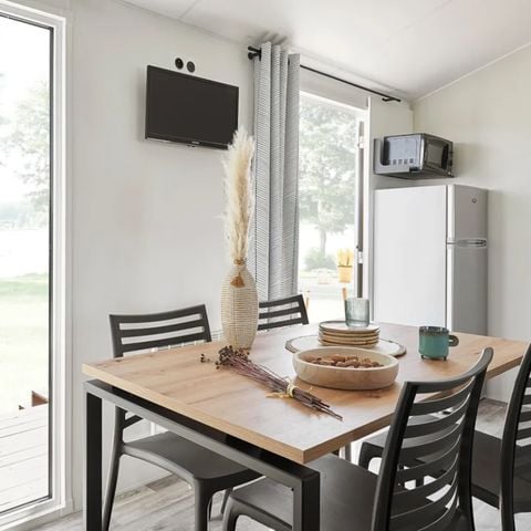 MOBILHOME 6 personas - NUEVO 2023// Mobile Home Premium 40m² 3 dormitorios + 2 baños + terraza cubierta + BT + TV