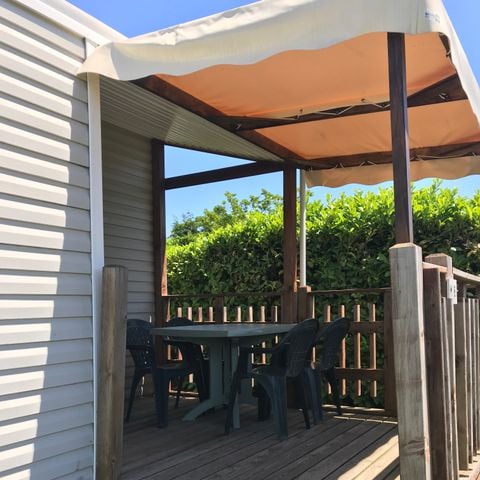 Mobilheim 6 Personen - M5 M8 Malaga 2012 - überdachte Eckterrasse