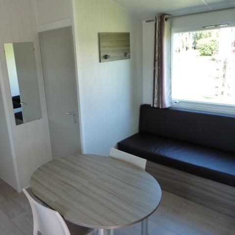 Mobilheim 6 Personen - M5 M8 Malaga 2012 - überdachte Eckterrasse