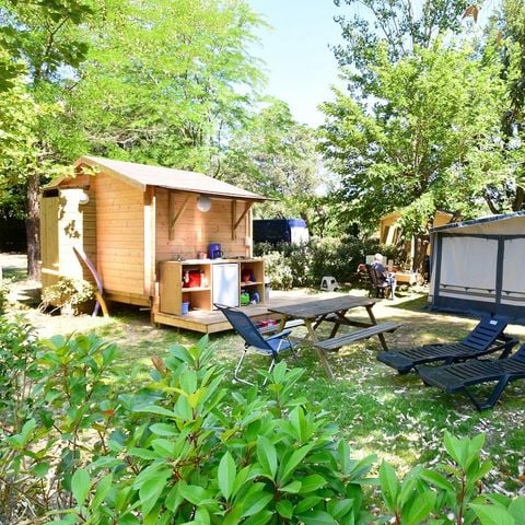 Pitch - Premium + private bathroom