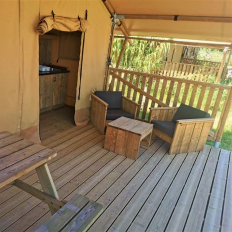 Canvas and wooden tent 4 persons - LODGE SAFARI