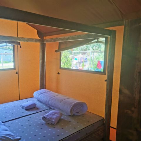 Canvas and wooden tent 4 persons - LODGE SAFARI