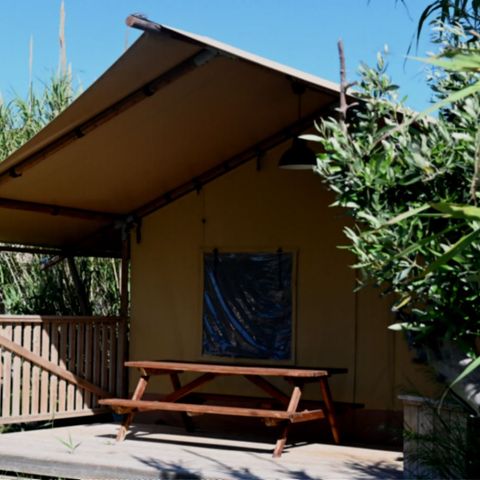 Canvas and wooden tent 4 persons - LODGE SAFARI