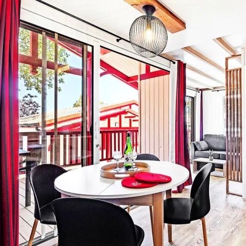 FERIENHAUS 5 Personen - Baskisches Haus „Belharra“, 3 Zimmer, für 5 Personen, klimatisiert + TV