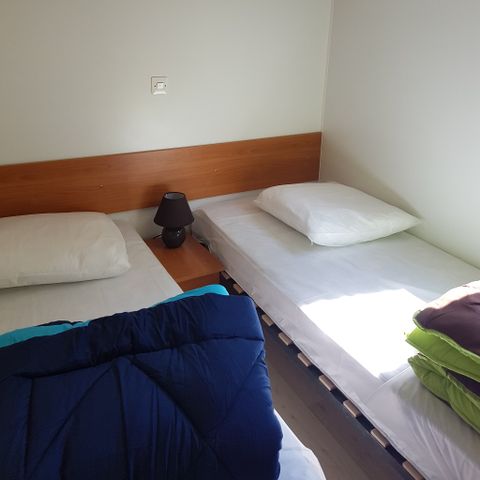 Stacaravan 4 personen - IRM - 2 slaapkamers - max. 4 slaapplaatsen -
