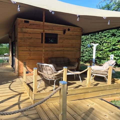 Tente en toile et en bois 3 personnes - Cabane bois Glamping sous toile saharienne
