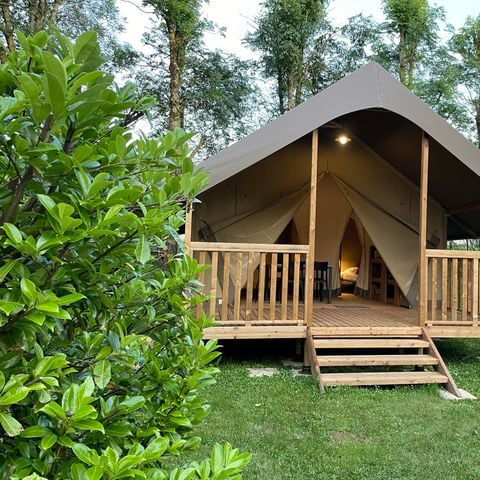 TENTE 5 personnes - Tente Lodge Confort 23m² - 2 chambres - sans sanitaires - Terrasse couverte 11m²