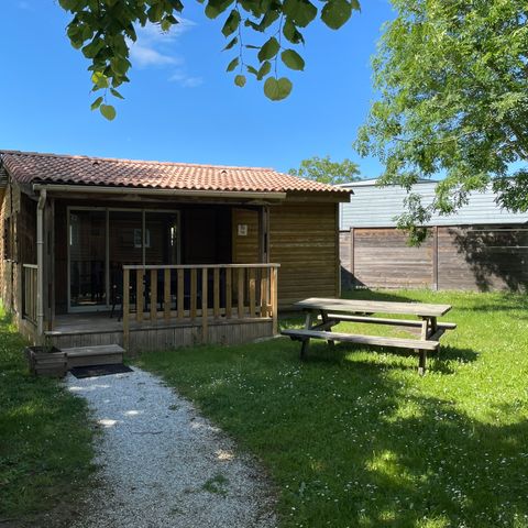 Mobilheim 6 Personen - Premium Holzchalet 31m² - 2 Zimmer - Überdachte Terrasse - TV - LV - Klimaanlage