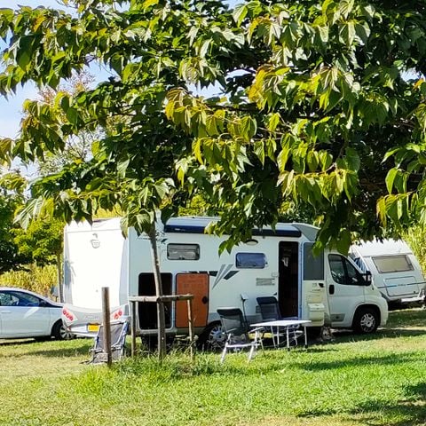 PARCELA - Parcelas para tiendas, autocaravanas o caravanas
