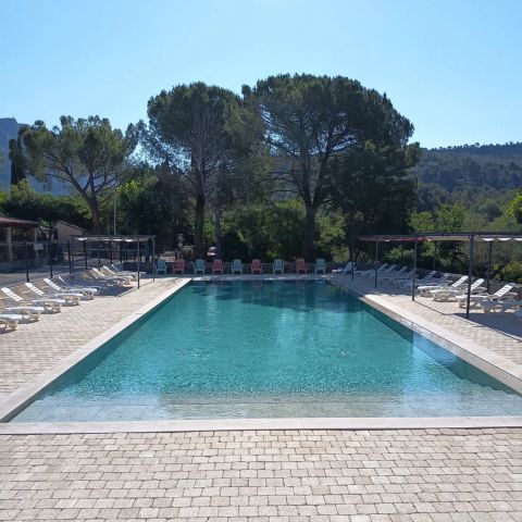 Camping Sainte Victoire - Camping Bouches-du-Rhône