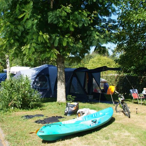 PARCELA - FAMILIA con electricidad