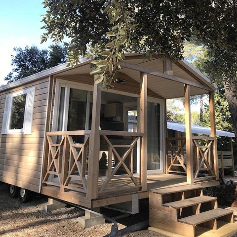 BUNGALOW 4 personnes - Mobile home Confort 28m² - clim + tv + terrasse couverte
