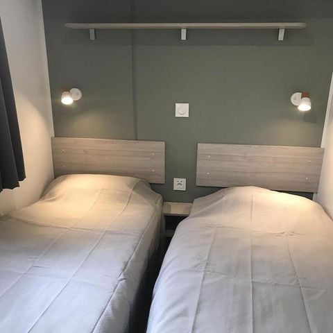 Stacaravan 6 personen - Stacaravan 36m² - airconditioning + TV + Overdekt terras
