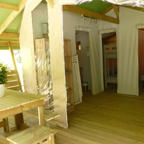 Tente en toile et en bois 5 personnes - FREE Confort 24m² - 2 chambres