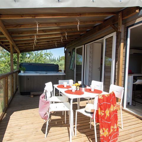 Mobile home 4 persons - Mobil home Sillans Private Jacuzzi - 32m² - 2 bedrooms - Dishwasher + Tv + A/C