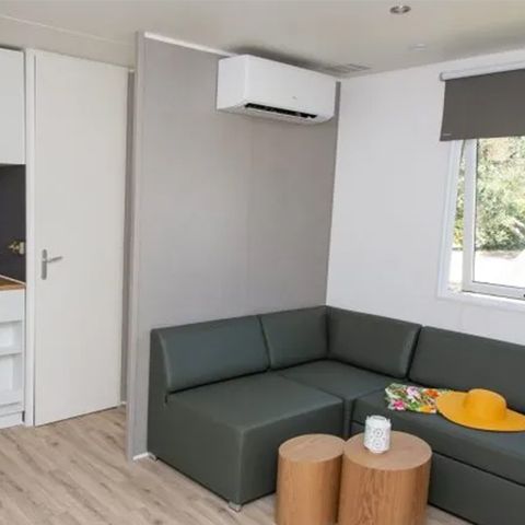 MOBILHOME 4 personnes - Sillans Jacuzzi privé - 32m²  - 2 chambres - Lave-vaisselle + Tv + A/C