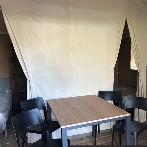 Canvas and wooden tent 4 persons - Lodge safari Aiguines - 26m² - Glamping