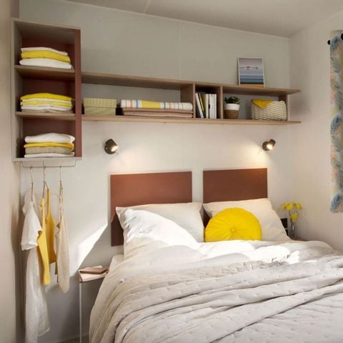 Stacaravan 4 personen - Premium Mercure 26m² (2 kamers) + TV + Airconditioning + Overdekt terras