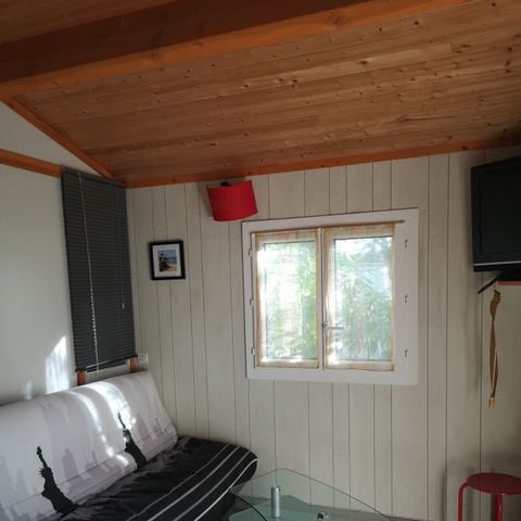 Chalet 4 personen - Premium 35 m² (2 slaapkamers) + TV + Airconditioning + groot halfoverdekt terras