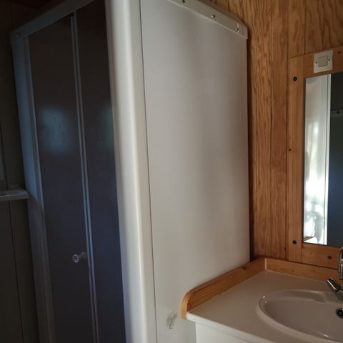 CHALET 4 persone - Premium 35 m² (2 camere da letto) + TV + Aria condizionata + ampia terrazza semi-coperta