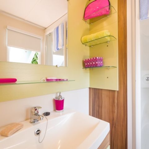 BUNGALOW 5 personnes - VISIO PREMIUM - 3 chambres - CLIM - TV - LV