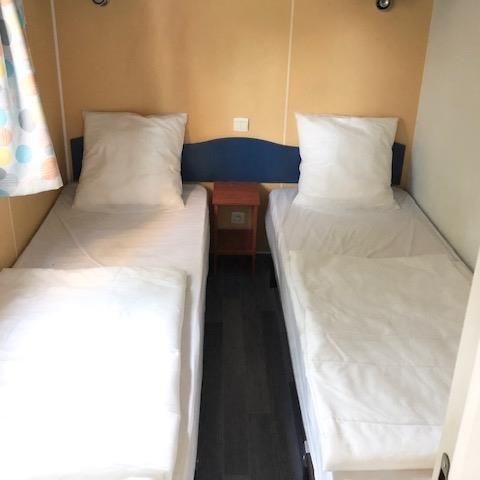 MOBILE HOME 5 people - HAWAI 2 bedrooms - 28m² - with CLIM + TV - 13 m² covered terrace