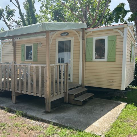 Mobilheim 5 Personen - HAWAI 2 Schlafzimmer - 28m² - mit KLIMA + TV - überdachte Terrasse 13 m²