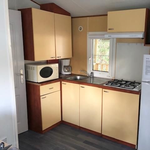 BUNGALOW 5 personnes - HAWAI 2 chambres - 28m² - avec CLIM + TV - terrasse couverte 13 m²
