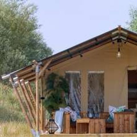 CANVAS BUNGALOW 5 people