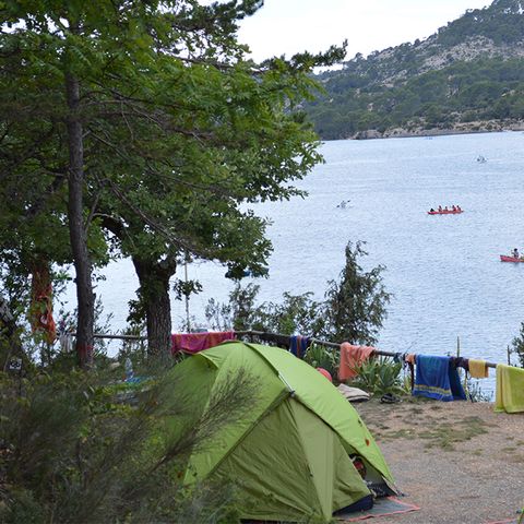 EMPLACEMENT - Emplacement tente