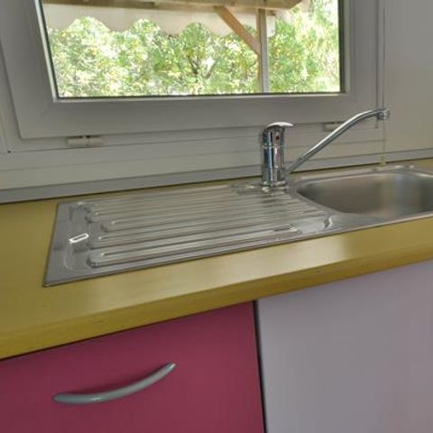 MOBILE HOME 4 people - 1st generation mobile home (2 bedrooms)