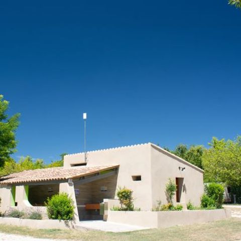 PLOT - Package 2 persons (pitch + car + electricity 10A)