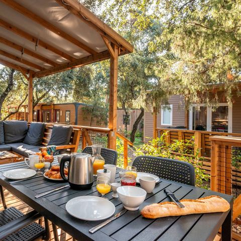 Stacaravan 6 personen - Premium | 3 slaapkamers | 6 pers | *Verhoogd terras* | 1 badkamer | Airconditioning | TV