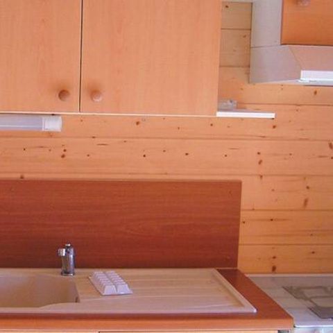 Chalet 6 personen - Chalet | Klassiek | 3 Slaapkamers | 6 Pers | Verhoogd terras | 1 Badkamer | Airconditioning