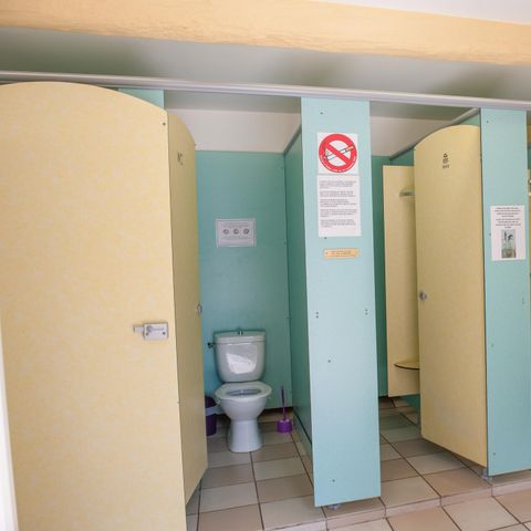 Kampeerplaats - Standplaats voor 2 personen + 1 voertuig