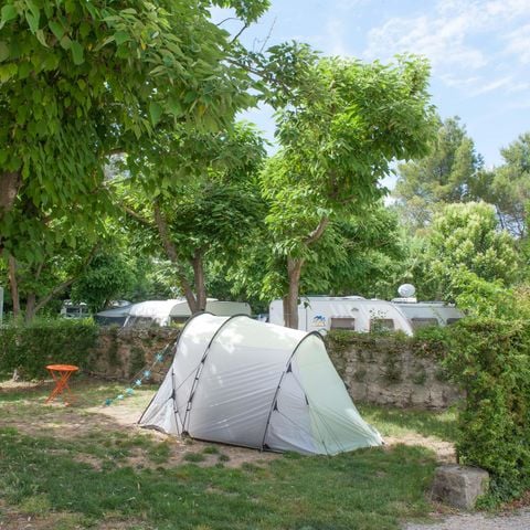 EMPLACEMENT - Forfait Emplacement + 1 véhicule