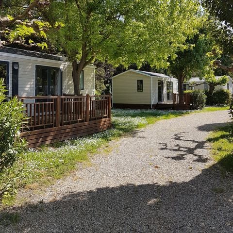 MOBILHOME 4 personnes - 2 chambres confort (-8 ans) + Clim + TV