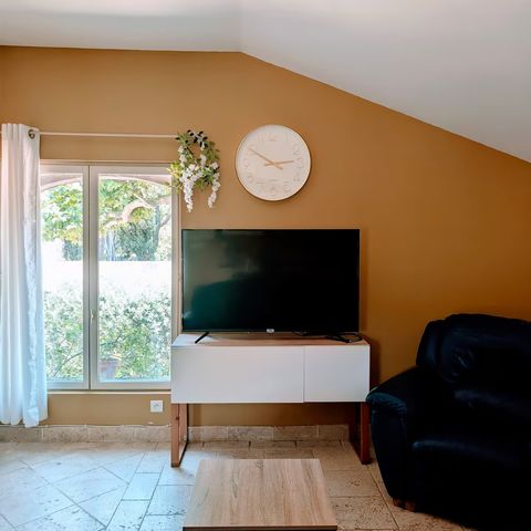 APPARTEMENT 3 personnes - 2 CHAMBRES - VUE PISCINE