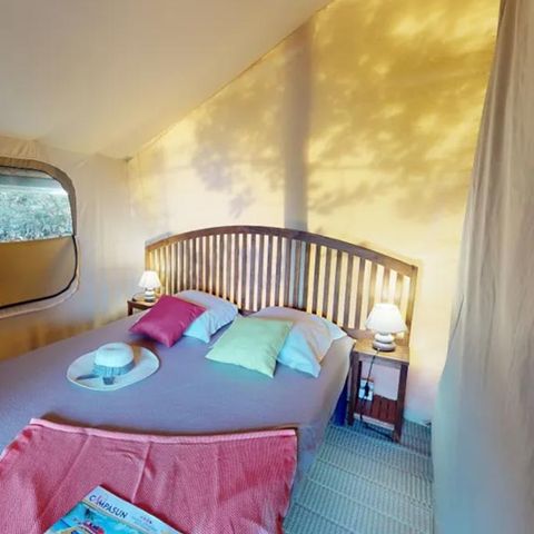 Tente en toile et en bois 4 personnes - Eco Lodge Verdon - 34m² - 2 chambres (sans sanitaires)